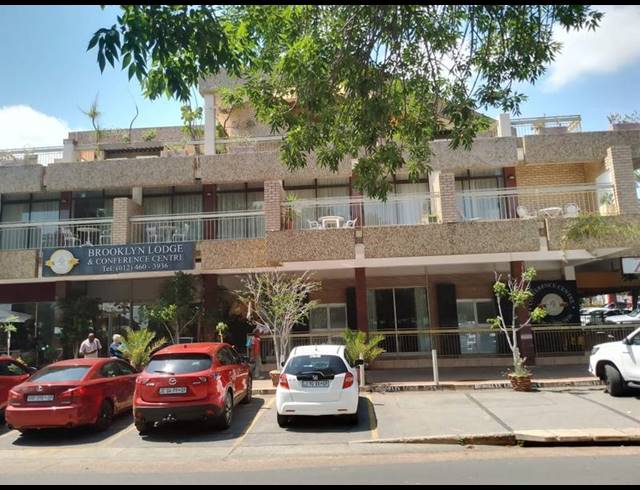 16 BEDROOM HOUSE FOR SALE IN NIEUW MUCKLENEUK